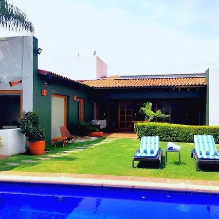 Casa Luna Con Alberca Privada เควนาวากา ภายนอก รูปภาพ