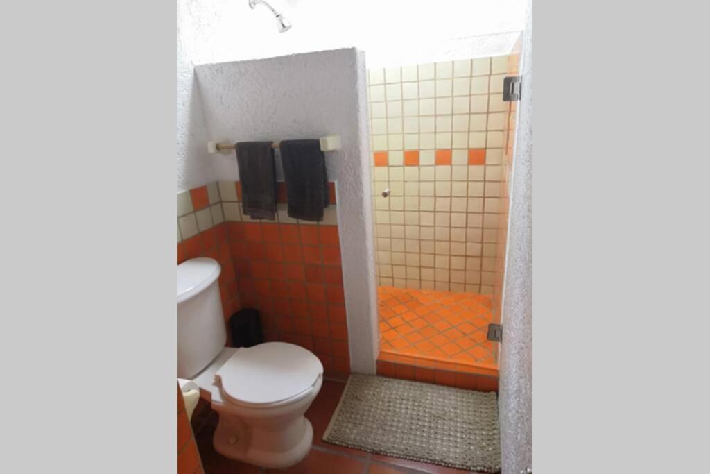 Casa Luna Con Alberca Privada เควนาวากา ภายนอก รูปภาพ
