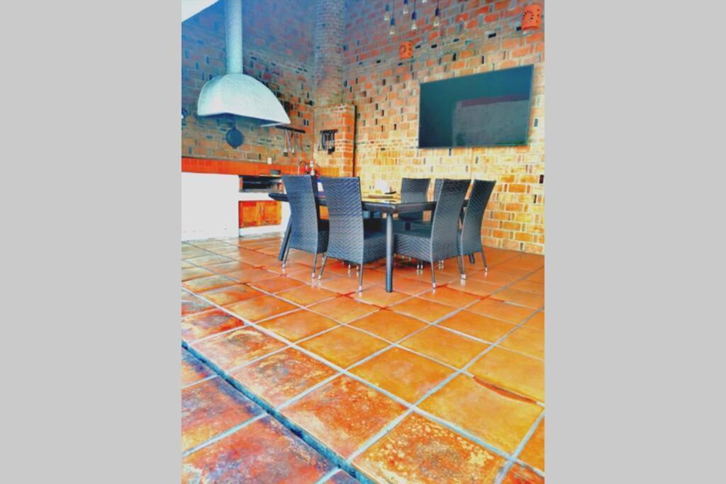 Casa Luna Con Alberca Privada เควนาวากา ภายนอก รูปภาพ