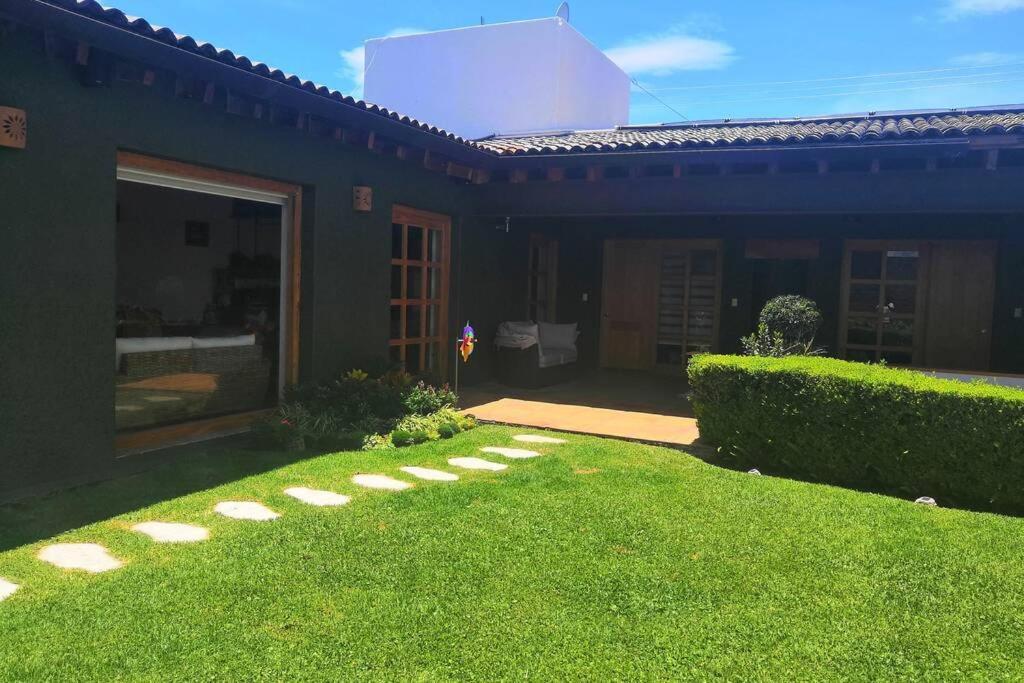 Casa Luna Con Alberca Privada เควนาวากา ภายนอก รูปภาพ